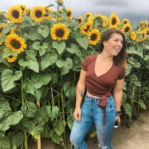 Meet your Posher, Vanessa